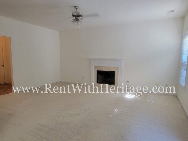 Building Photo - WOW!!!......COME SEE THIS GORGEOUS 4 BEDROOM / 3 BATH HOME IN THE POPULAR KINGSWOOD SUBDIVSION-A ...