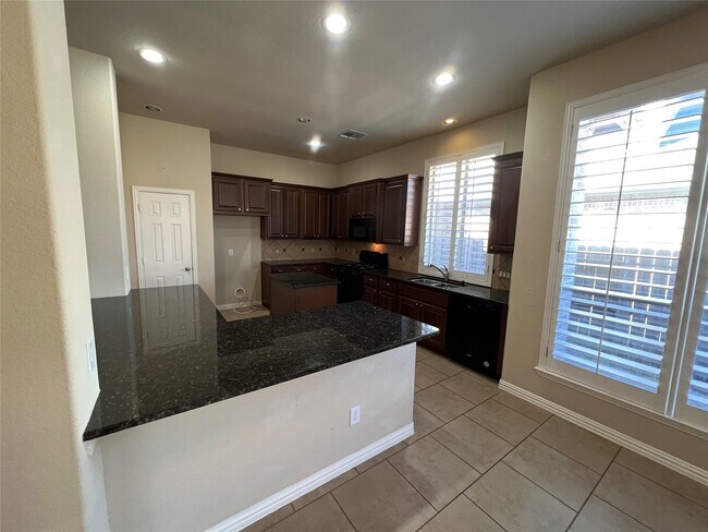 Building Photo - 5503 Baby Blue Ln