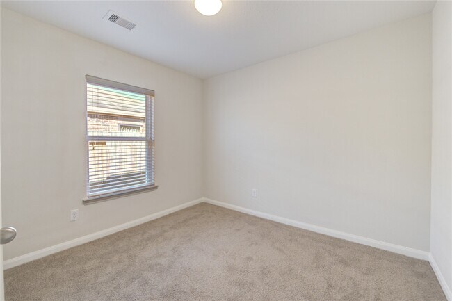 Building Photo - 8839 Hazel Rose Sky Dr