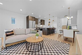 Building Photo - First Month on Us!  Gorgeous Contemporary ...