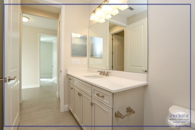 Building Photo - ***SMALL DOG FRIENDLY***MARQUESA ISLES***G...