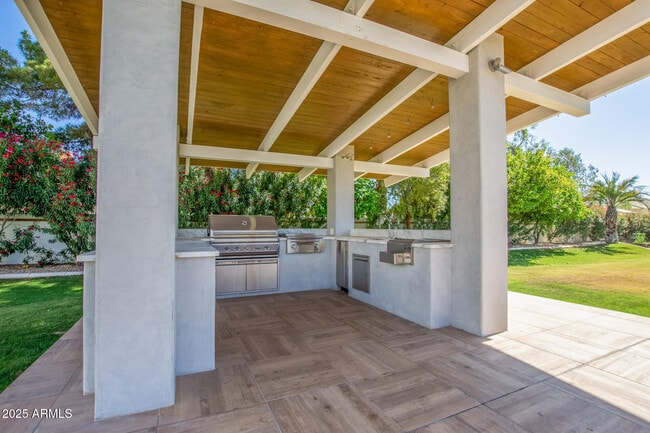 Building Photo - 9128 N 55th St