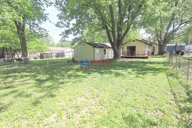 Building Photo - Three bedroom House | Two Bathroom