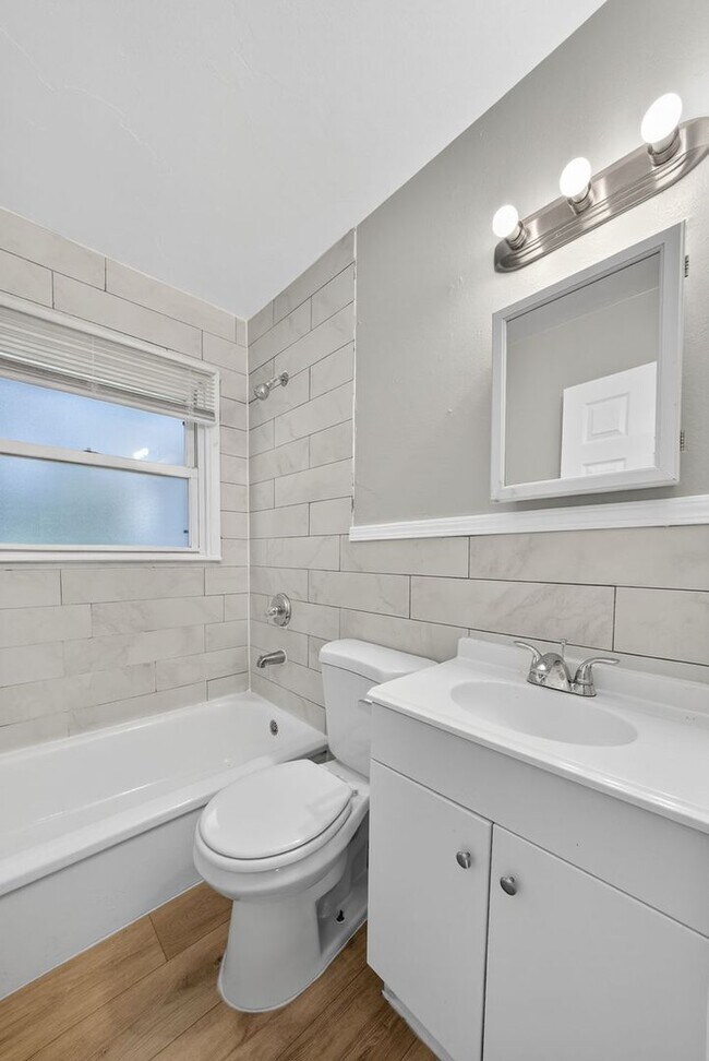 Building Photo - Section 8 Accepted