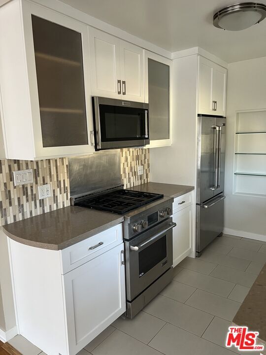 Building Photo - 629 Idaho Ave