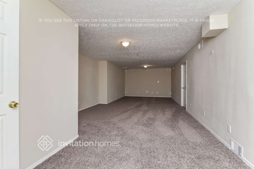 Building Photo - 5115 Bayberry Ct