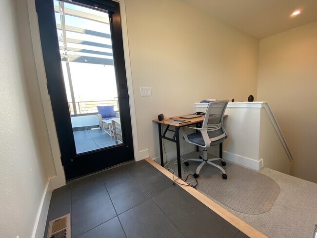 Building Photo - 2400 S Delaware St