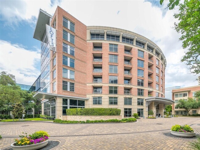 Building Photo - 1901 Post Oak Blvd