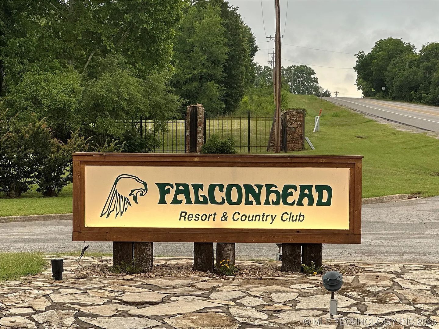 Building Photo - 123 Falconhead Dr