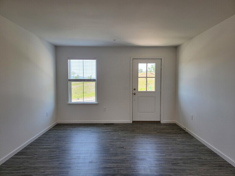 Building Photo - 2133 S Autumn Chase Dr