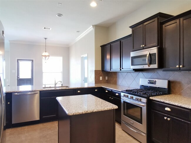 Building Photo - 23226 Verona View Ln