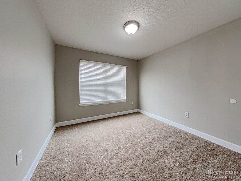 Building Photo - 1538 Scrub Jay Ct