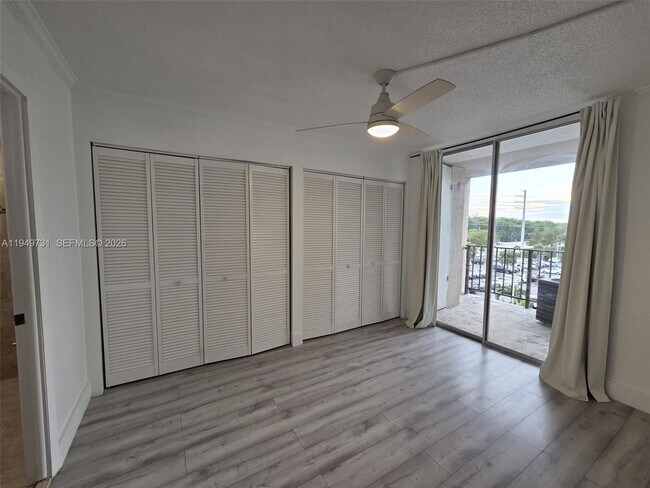 Building Photo - 2903 NE 163rd St