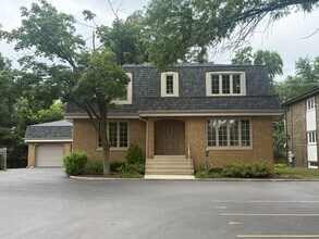 Building Photo - 522 LaGrange Rd