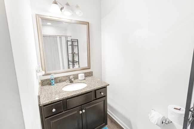 Building Photo - 4105 Thimbleberry Dr