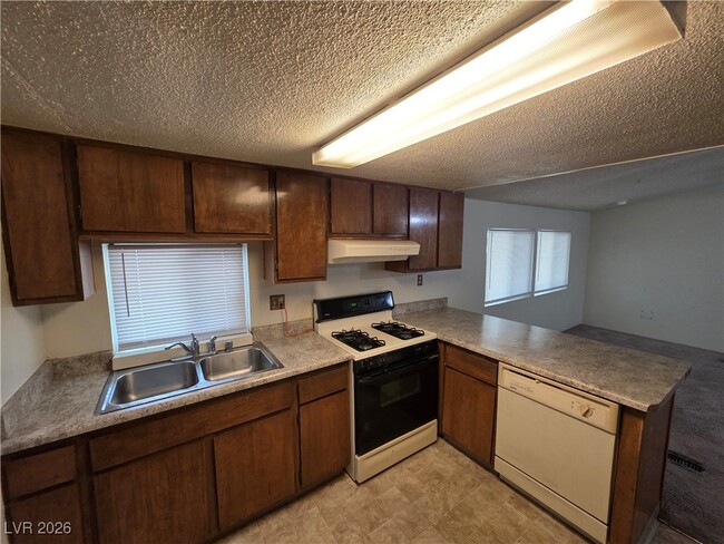 Building Photo - 3414 Big Sur Dr