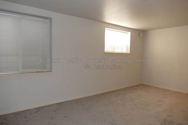 Building Photo - 9306 Stone Ave N
