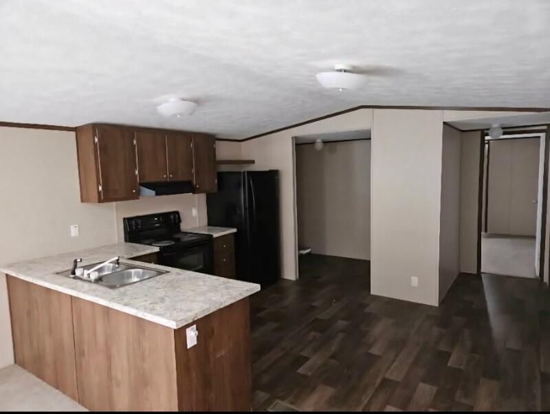 Building Photo - 102 Bentwood Trail