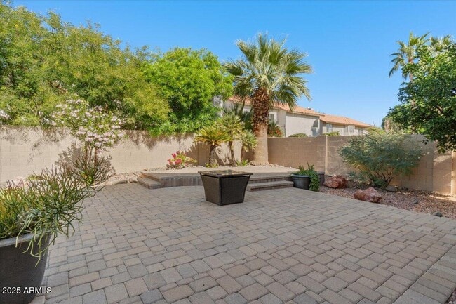 Building Photo - 9416 E Sutton Dr