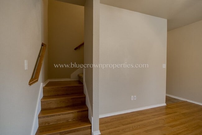 Building Photo - 706 Parkplace Ridge