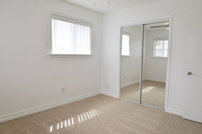 Building Photo - 34036 Street of the Amber Lantern