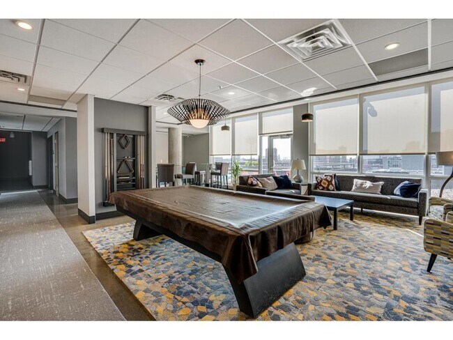 Building Photo - 730 N 4th St