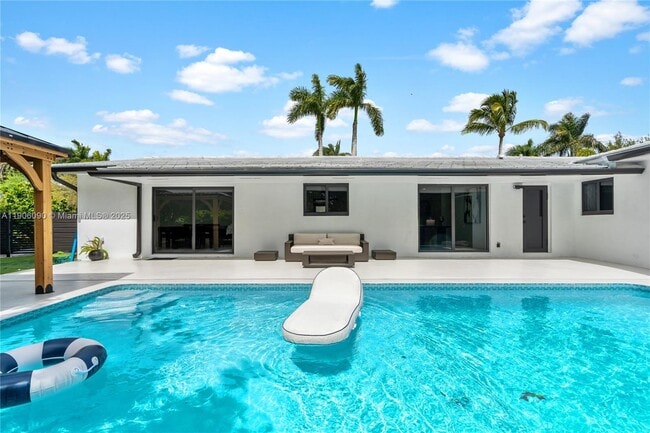 Building Photo - 9600 SW 147th St