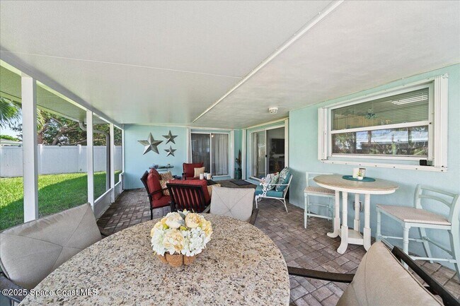 Building Photo - 317 Gemini Dr