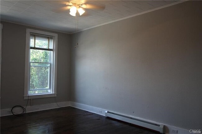 Building Photo - 266 State St