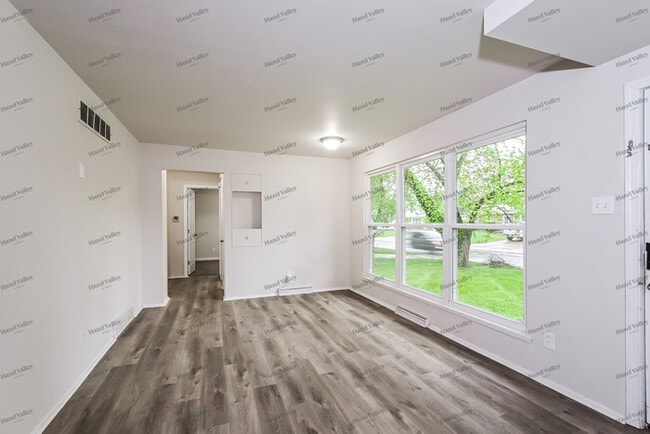 Building Photo - 609 Lynn Haven Ln