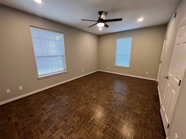 Building Photo - 1516 Park St