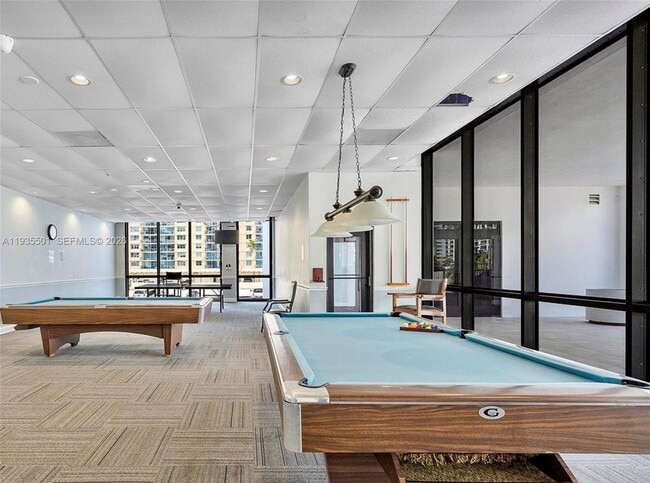 Building Photo - 2101 S Ocean Dr