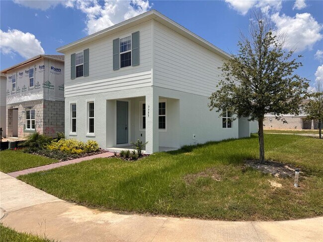 Building Photo - 3753 Isle Royal Place
