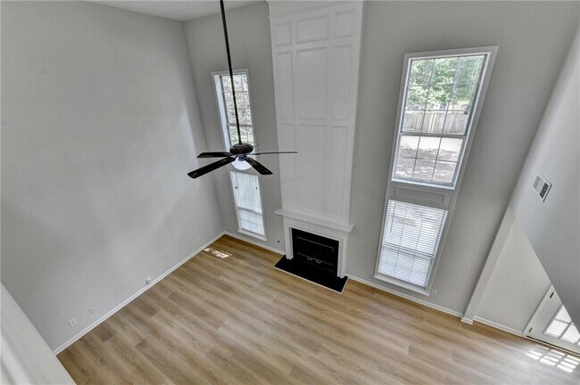 Building Photo - 340 Waddington Trail