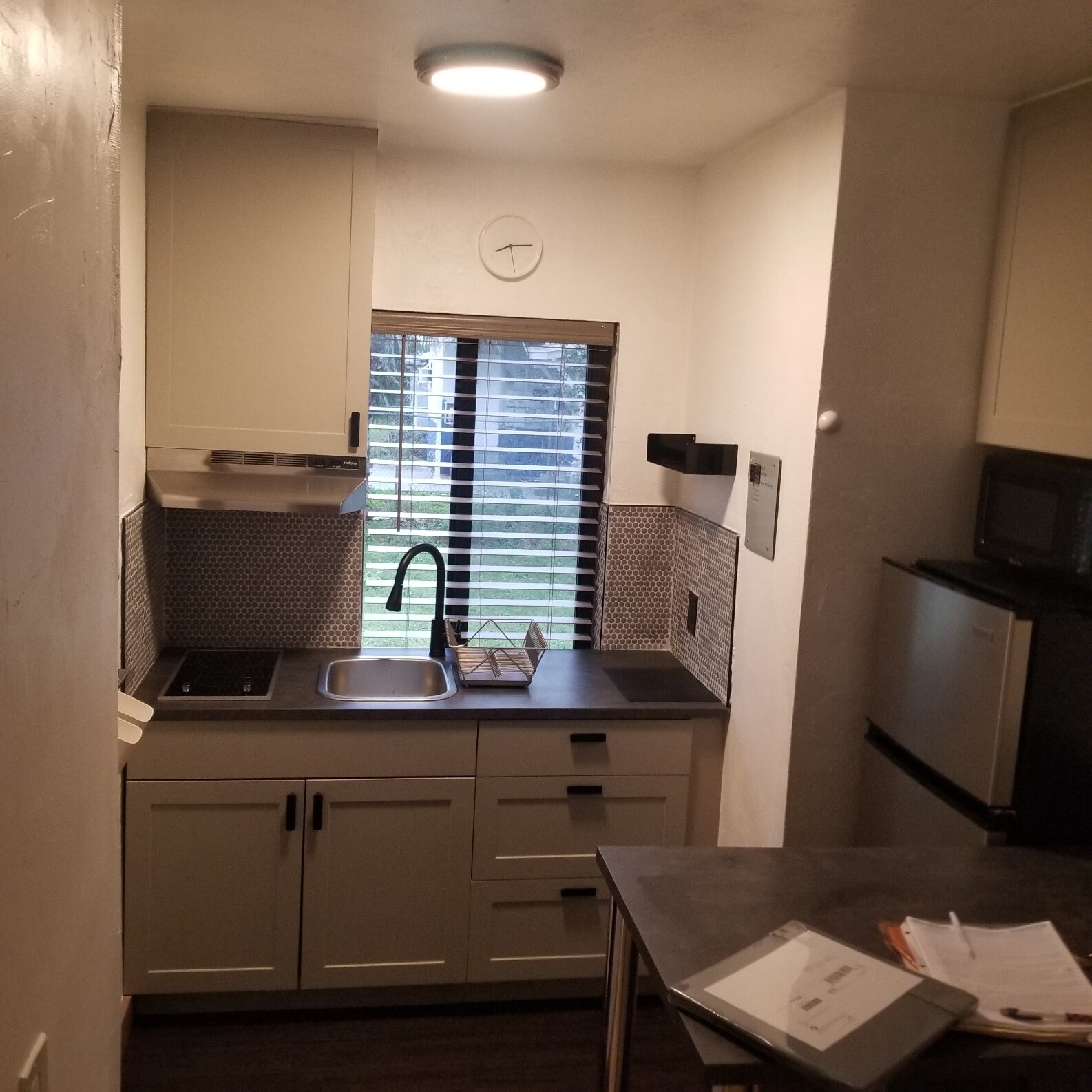 Building Photo - 515 S 20th Ave