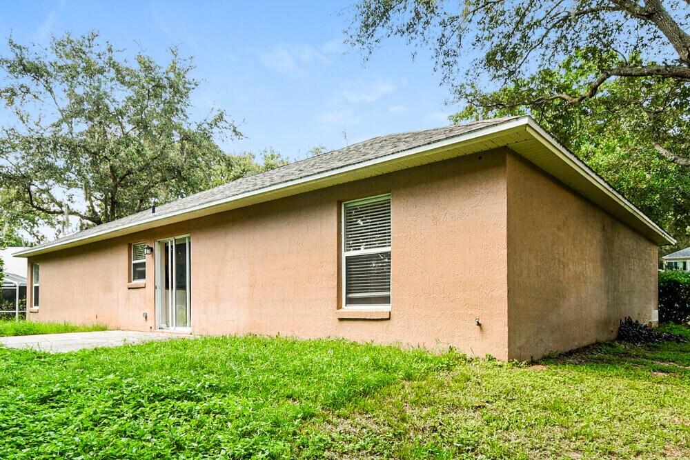 Building Photo - 1320 Rain Forest Ln