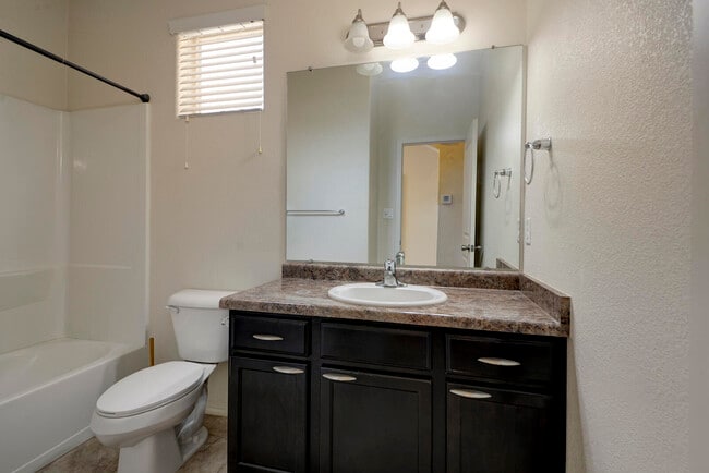 Building Photo - 253 Landing Trail