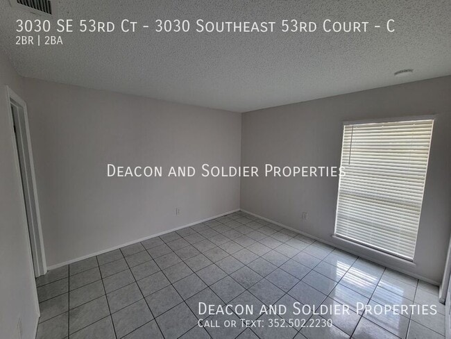 Building Photo - 3030 SE 53rd Ct