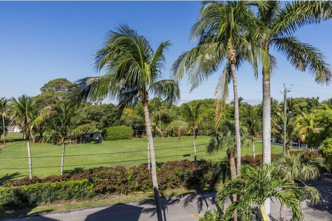 Building Photo - 701 NW 19th St