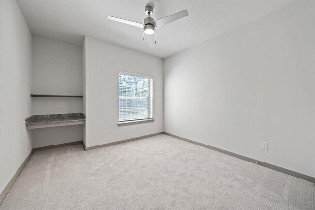 Building Photo - 691 Union Chapel Rd