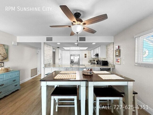 Building Photo - 2505 Bay Blvd