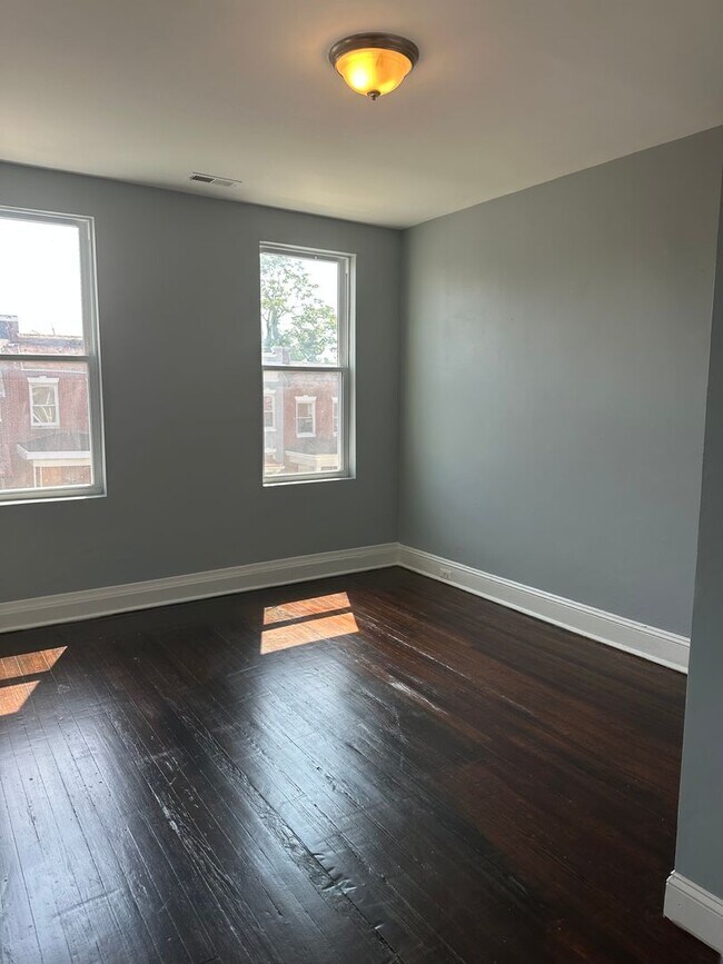 Building Photo - 622 Linnard St