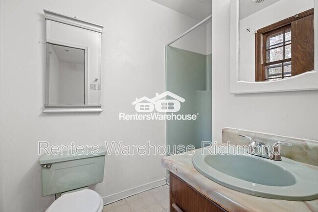 Building Photo - 12330 Deerhurst Dr