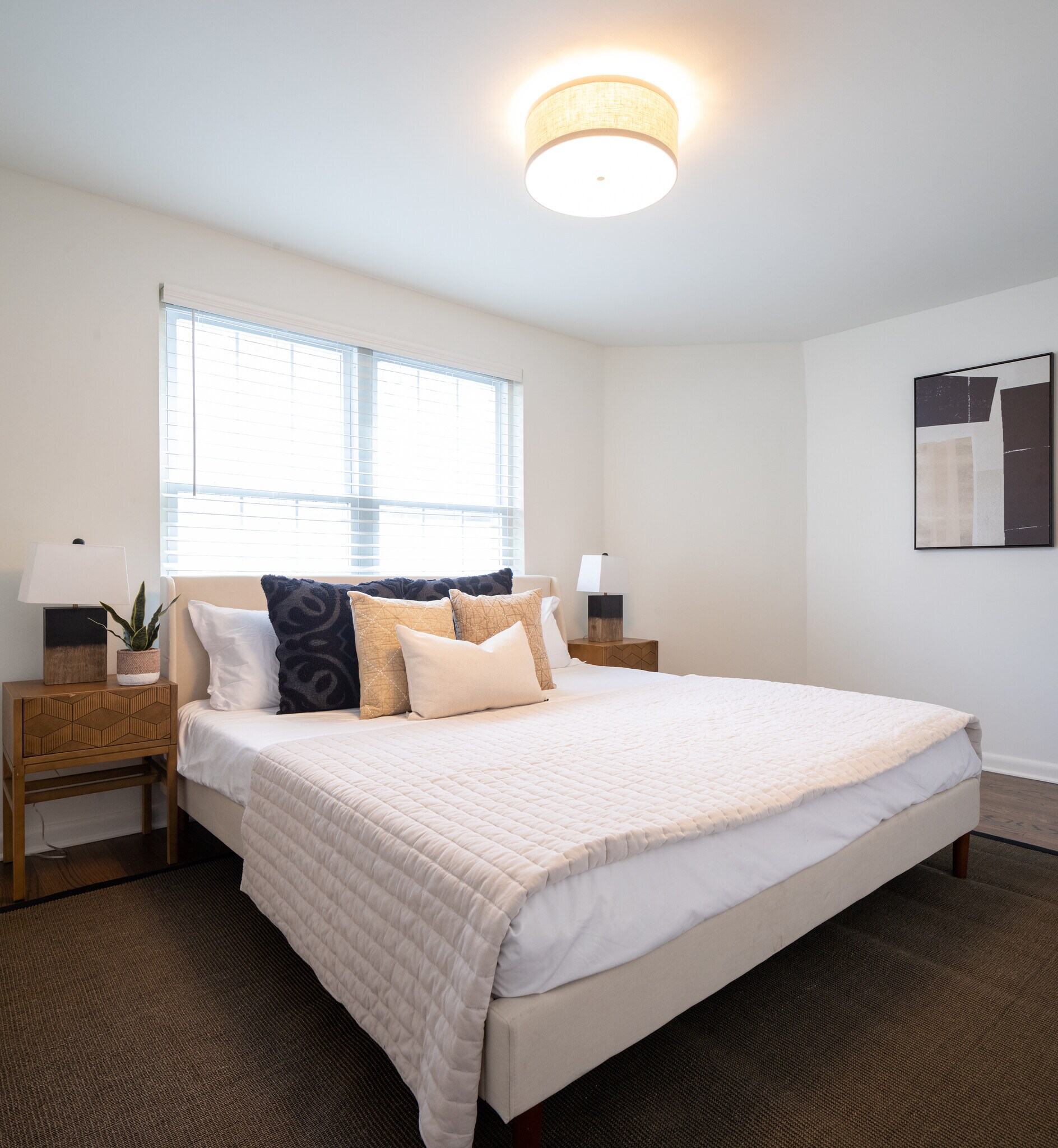 Building Photo - 203 Leake Ave