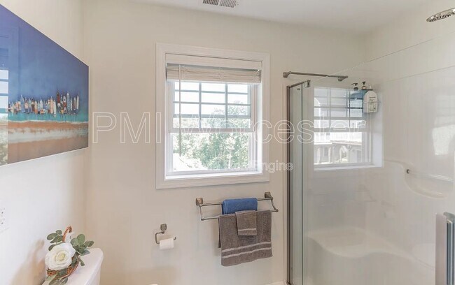Building Photo - 1 Sourwood Cir