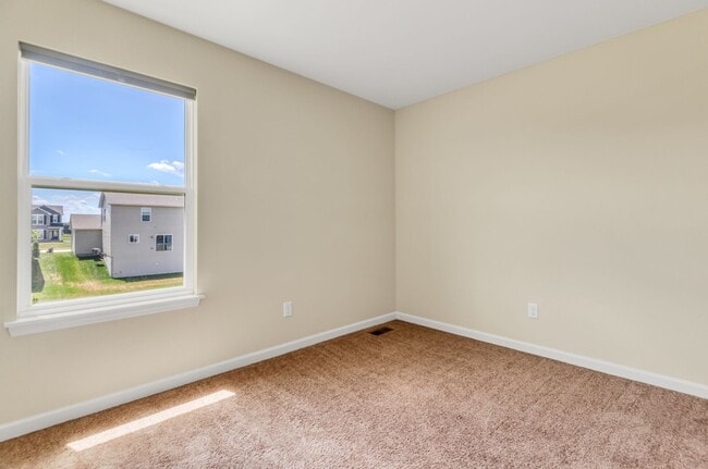 Building Photo - COMING SOON - Modern, Spacious Home in the Orchard Farm School District!