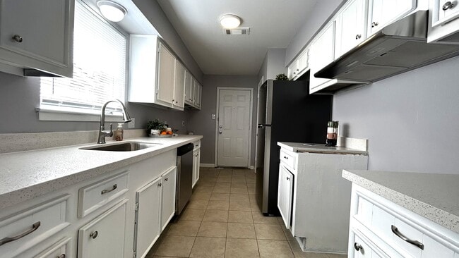 Building Photo - 3128 Scotch Moss Ln