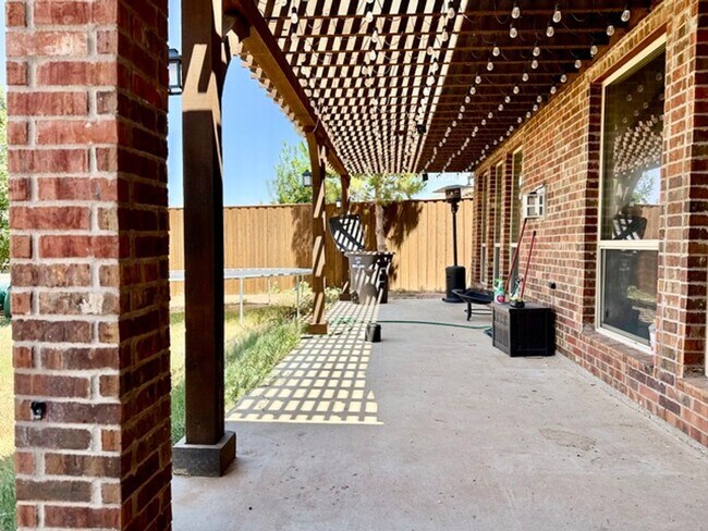 Building Photo - 1409 San Miguel Ct