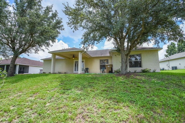 Building Photo - 10438 Vista Pines Loop