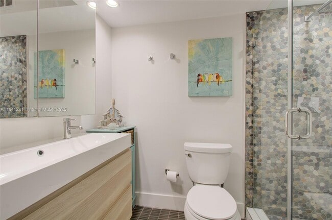 Building Photo - 5900 Collins Ave
